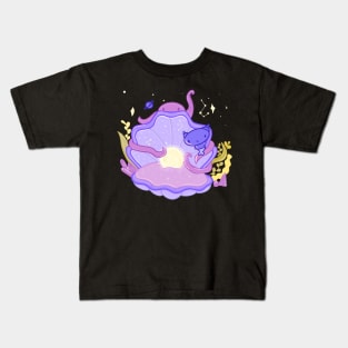 moon pearl Kids T-Shirt